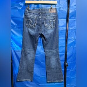 Silver Brand Suki style jeans sz 28 x 30 (AE1)